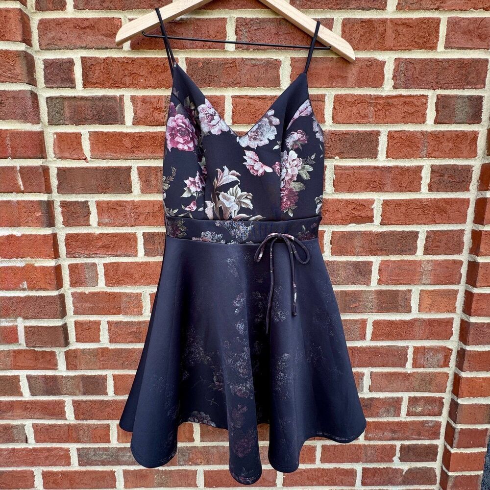 Coqueta International Mini Skater Dress Medium Black Purple Floral Scuba Knit